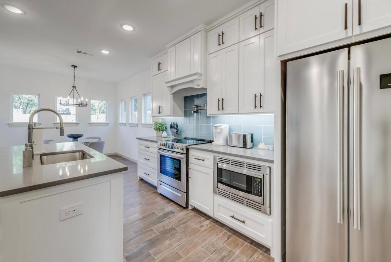 Stylish Townhome Near At&T Stadium, Globe Life, Six Flags & More Arlington Eksteriør bilde